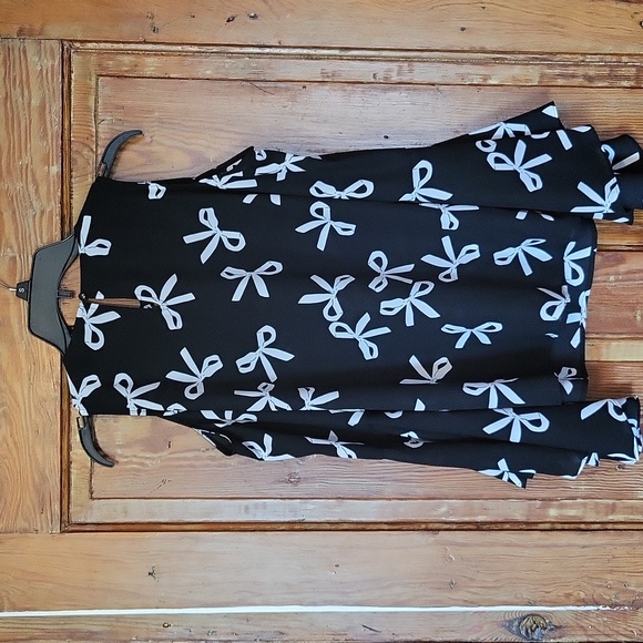 Women Shirt - Picture 4 of 5